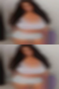Milf of horny woman in Vero Beach.